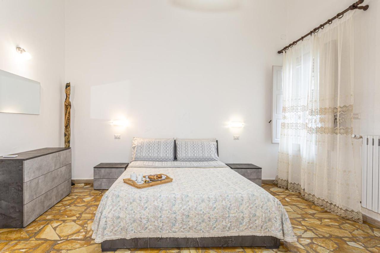 La Dimora Di Santa Croce Nel Centro Di Apartment Lecce